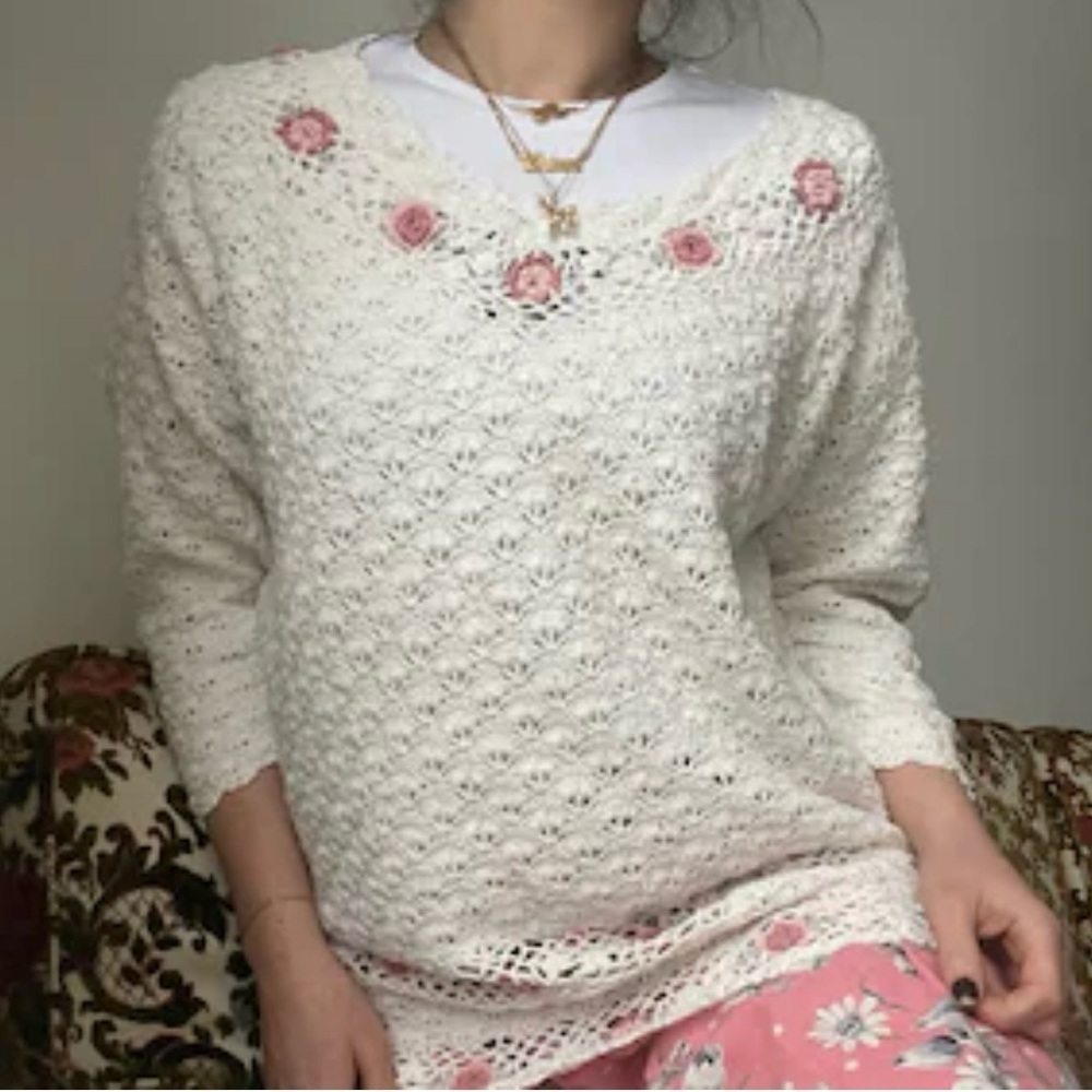 VTG Crochet Handmade FanKnit Sweater Tunic- Rosette Trim -Cream White-EUC-SzM🌹